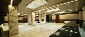 贾尔萨酒店