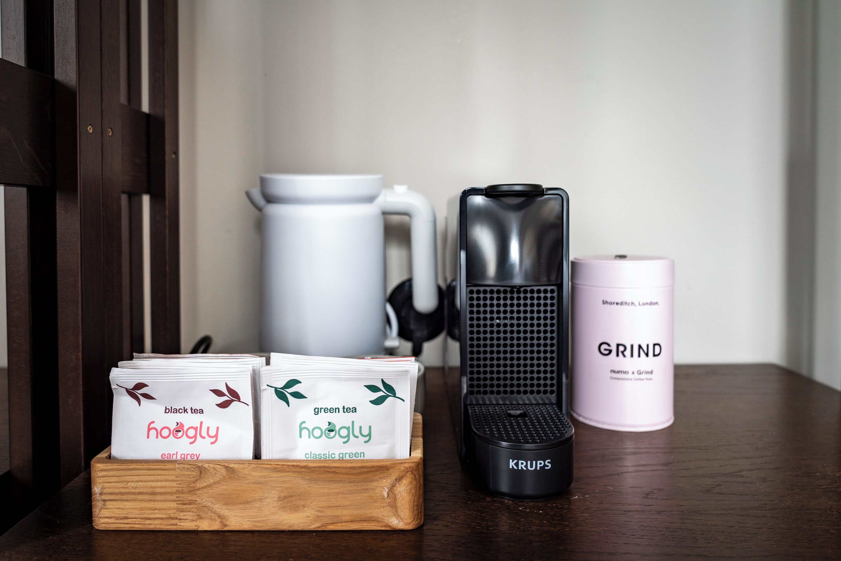 standard room, 1 queen bed | coffee and/or coffee maker