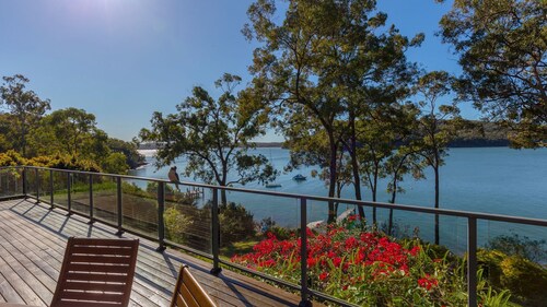 Wybalena - set on a deep-water frontage in North Arm Cove