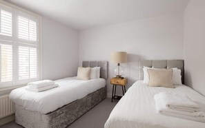 2 Schlafzimmer, Bügeleisen/Bügelbrett, Reisekinderbett, kostenloses WLAN