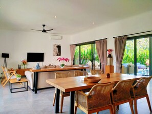 Villa, 2 Bedrooms | Living room | TV - Villa Ataya (Sukasada)