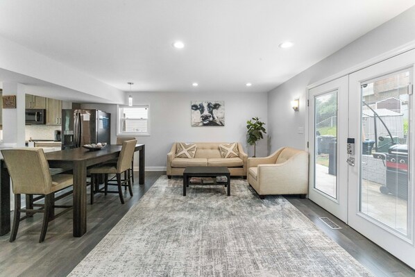 Smart TV, fireplace, printers