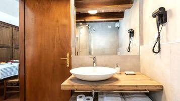 Haartrockner, Handtücher