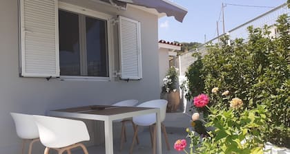 Modern Apartment 10mins From the Beach, Kefalonia