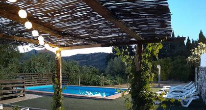 Maestro Herrador Rural Housing