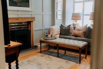 Welcome to Gallery House