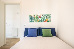2 chambres, fer et planche à repasser, Wi-Fi gratuit, draps fournis