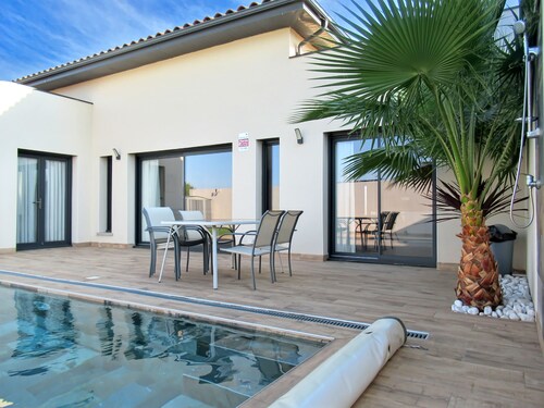 LUMINIA - VILLA DU SUD ☀️ 
COMPTEMPORAIRE 
PISCINE & CONFORT PLUS 3 COUCHAGES 
.