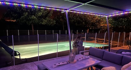 *PROMO*  Villa  de standing  piscine  chauffée jardin   3 chambres 6 personnes