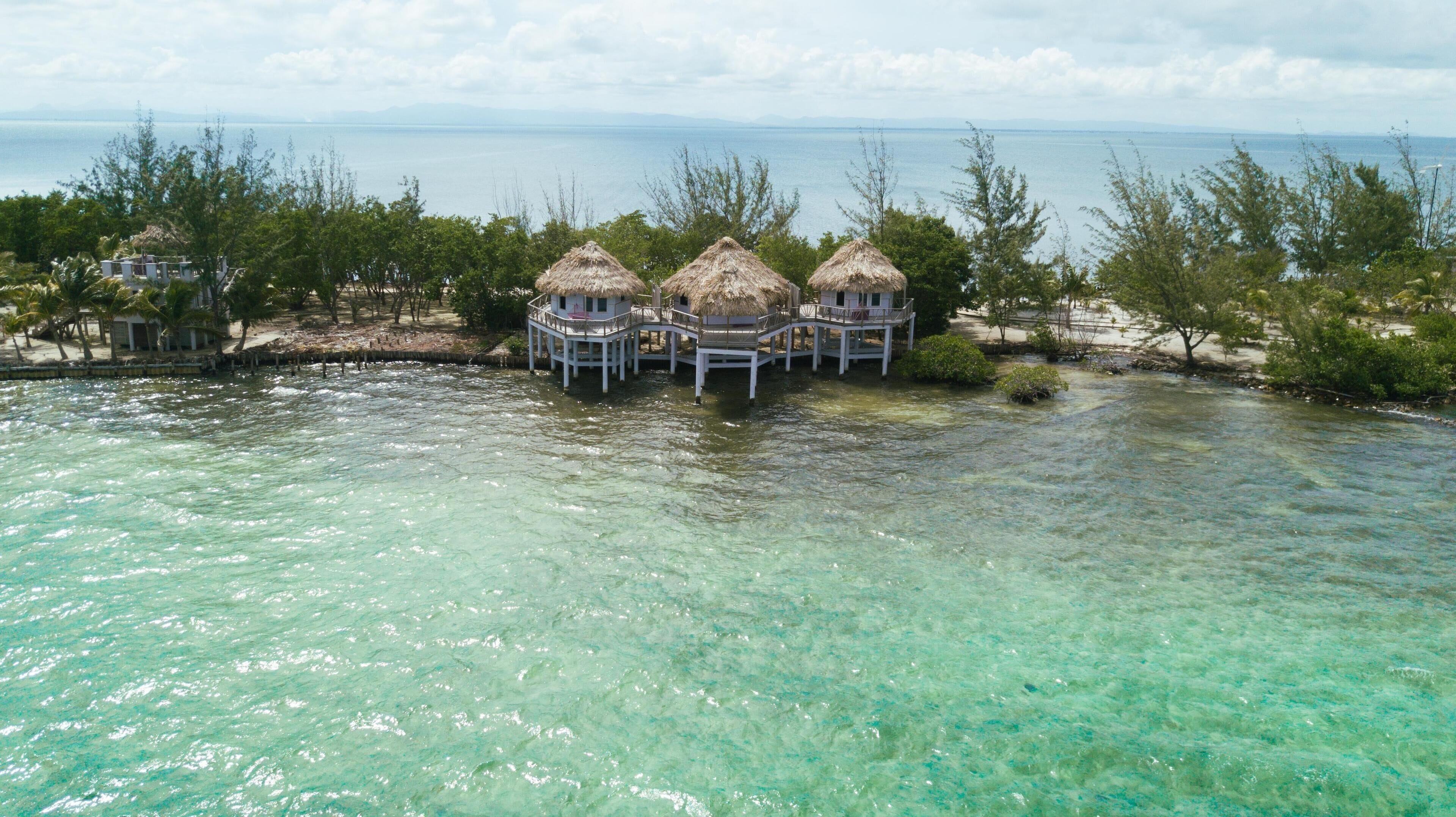Thatch Caye Cabanas Aerial_0