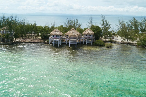 Thatch Caye Cabanas Aerial_0