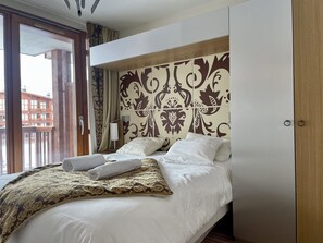 4 slaapkamers, een kluis op de kamer, een bureau
