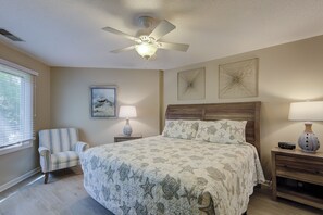 2 bedrooms, iron/ironing board, Internet, bed sheets