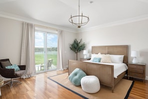 5 bedrooms, desk, iron/ironing board, free WiFi