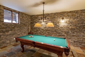 Games room - HERITAGE HOUSE- Classic Victorian Home in the Heart of Telluride (Telluride)
