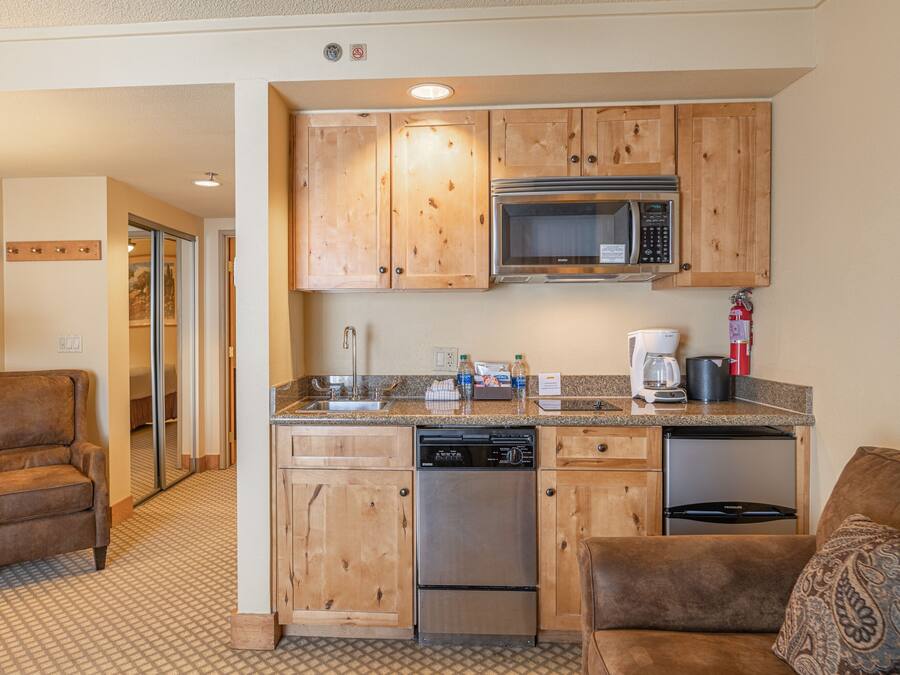 Condo, 1 quarto | Cozinha privada | Geladeira, cafeteira/chaleira