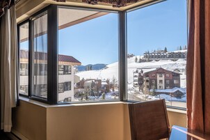 Condo, 1 Bedroom | Interior