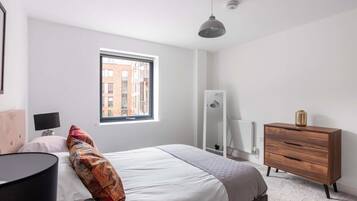 2 soveværelser, skrivebord, strygejern/strygebræt, Wi-Fi