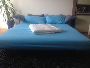 2 chambres, fer et planche Ă repasser, Wi-Fi gratuit, draps fournis