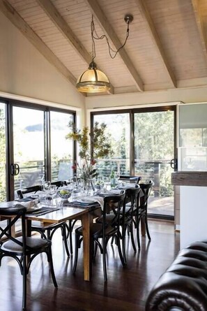 Imagen sin descripción, 4 de 40, botón