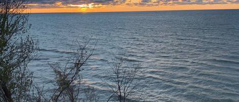 Camastros y toallas de playa