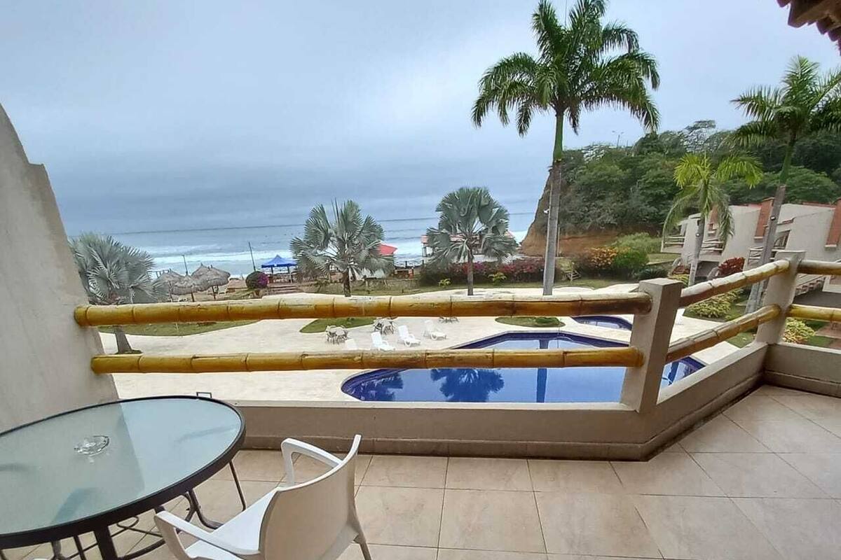 Junior Suite, Ocean View | Premium bedding, down duvets, pillow-top beds, minibar