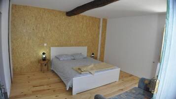 1 camera, culla da viaggio, Wi-Fi gratuito, lenzuola