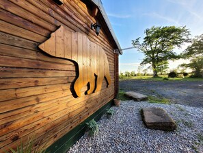 Cabin | Property grounds - Cosy Wood Cabin in Rural Area Near National Park (Cumnock)