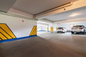 Free self parking