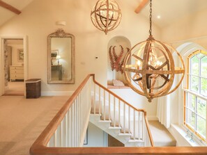 Interior - Fern Bank (Penrith)