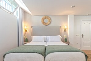 6 bedrooms, WiFi, bed sheets
