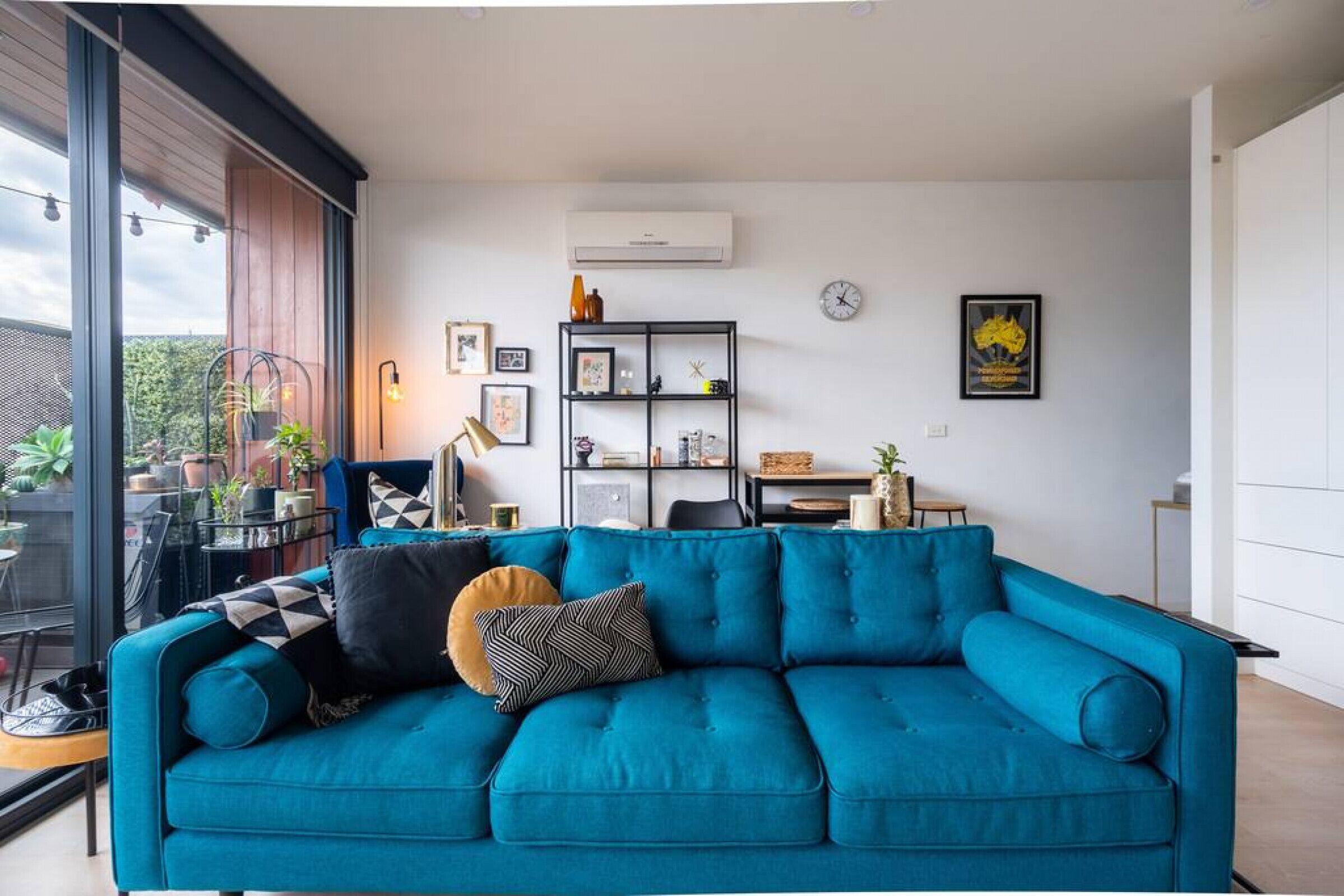 THE AVENUE | 50m to Hospital, 500m to Chapel St