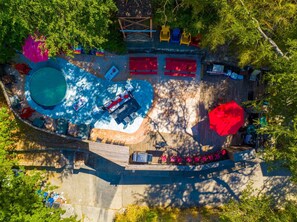 Piscina all'aperto, una piscina riscaldata