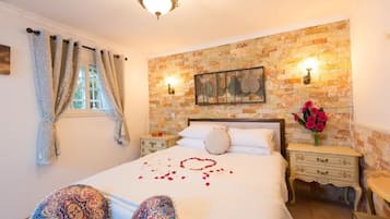 2 bedrooms