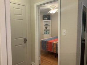 2 bedrooms, desk, iron/ironing board, free WiFi