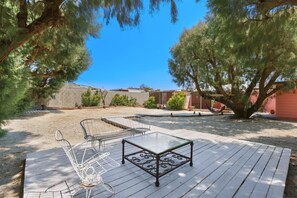 House (Snowview) | Exterior