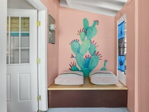 House (Snowview) | Exterior