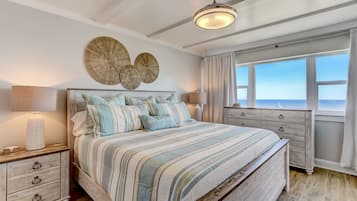 2 habitaciones, escritorio, tabla de planchar con plancha y wifi