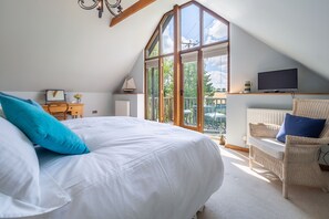 2 bedrooms, internet, bed sheets