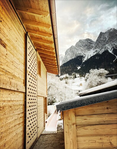 NEU! Mountain CHALET von Stefan Glowacz mit traumhaften Bergblick