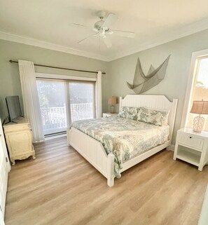 4 Schlafzimmer, Bügeleisen/Bügelbrett, kostenloses WLAN, Bettwäsche