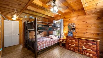 2 makuuhuonetta, ilmainen Wi-Fi, vuodevaatteet