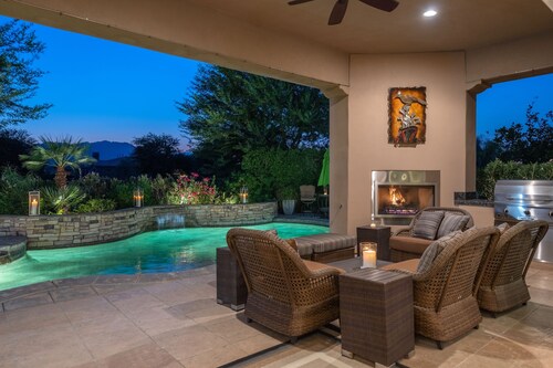 Spectacular views on Greg Norman/PGA West and play the course your staying on.