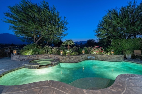 Spectacular views on Greg Norman/PGA West and play the course your staying on.