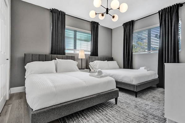 2 bedrooms, iron/ironing board, free WiFi, bed sheets