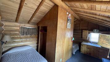 1 dormitori i escriptori