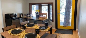 The Mammoth Inn, Two Queen Suite