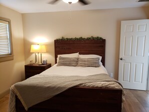 3 habitaciones, tabla de planchar con plancha y wifi gratis 