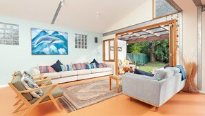 Unclassified image, 4 of 15, button - Sunny Family Beach House (Tamarama)