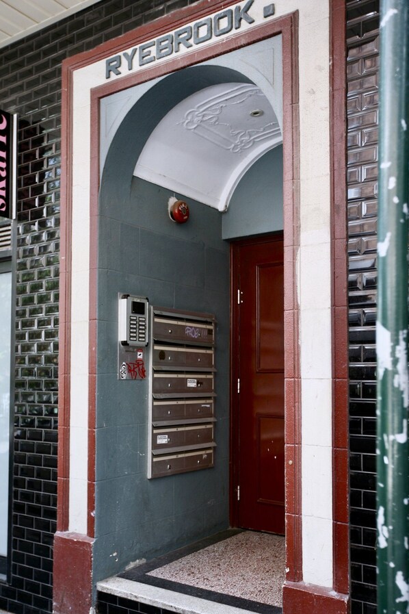 Apartment | Exterior - Lux Quiet Apartment in Potts Point (Potts Point)